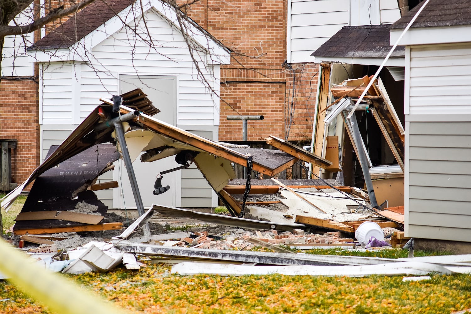 PHOTOS: Middletown apartment building collapse injures 1