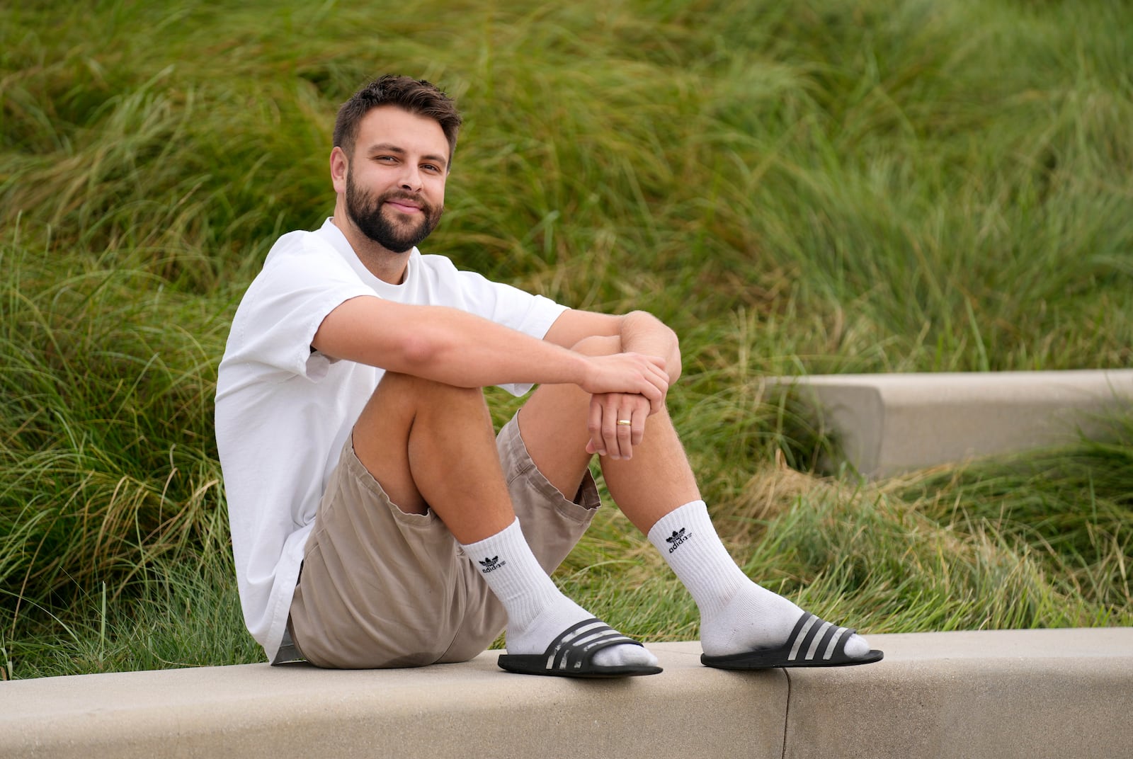 Influencer Jimmy Darts poses for a portrait, Monday, Oct. 14, 2024, in Irvine, Calif. (AP Photo/Chris Pizzello)