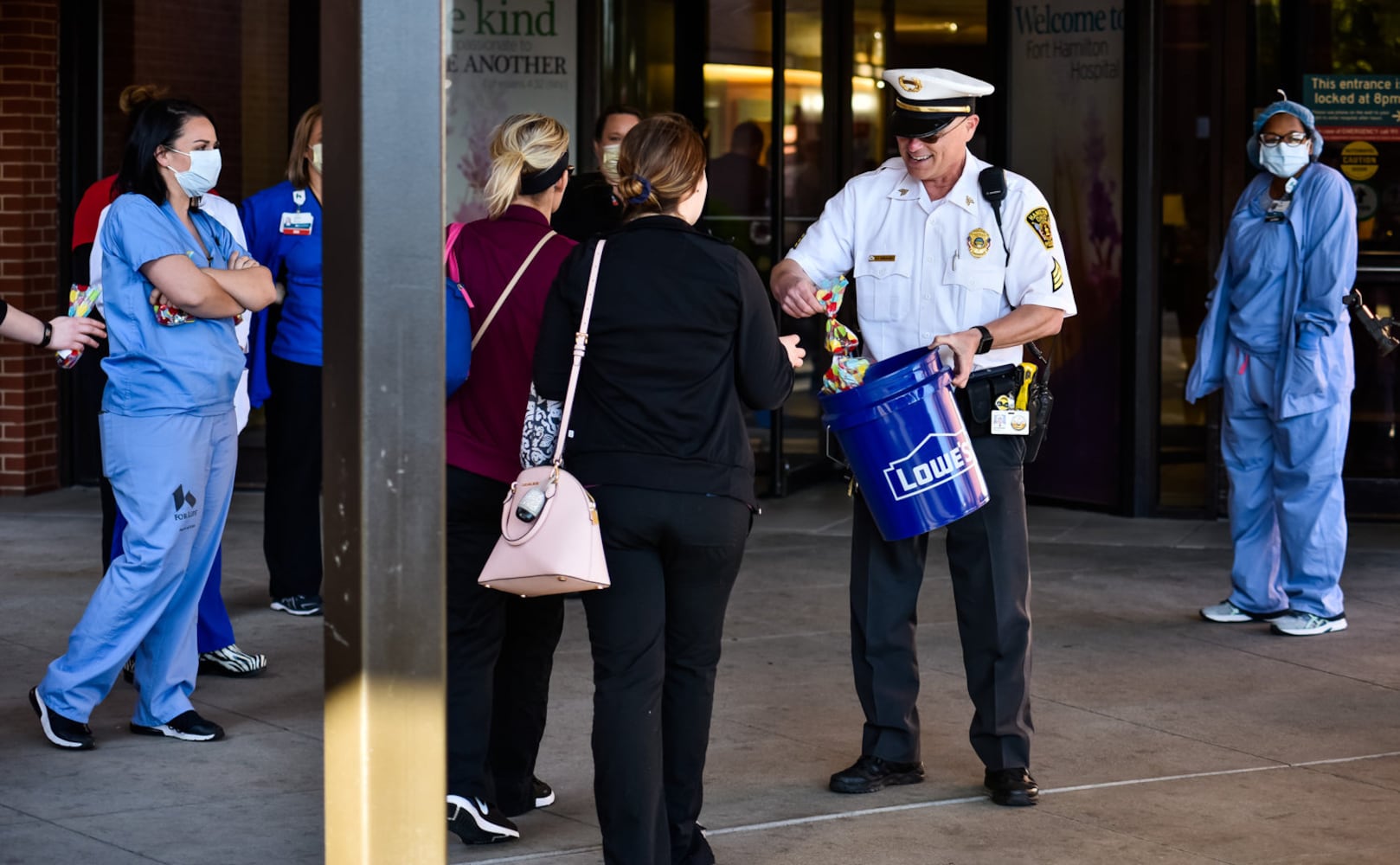 First responders show support for health care workers at local hospitals