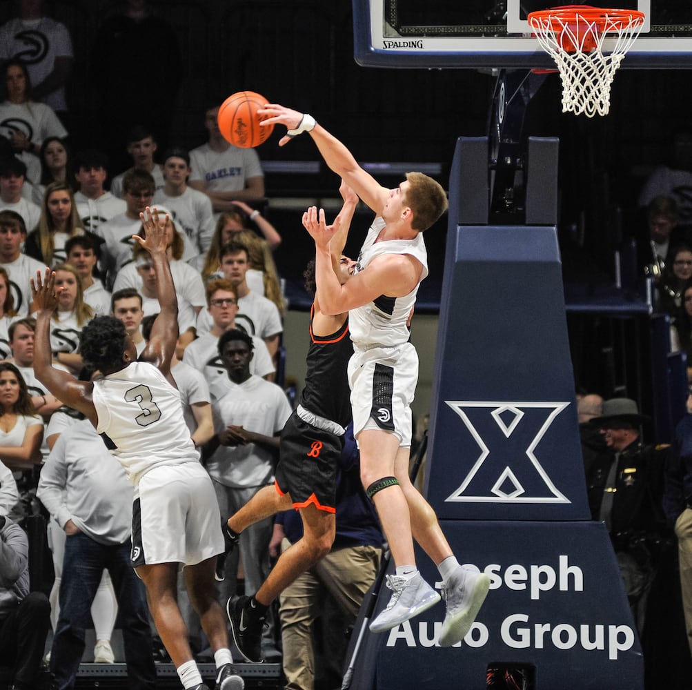 Lakota East beats Beavercreek in boys D1 district basketball final