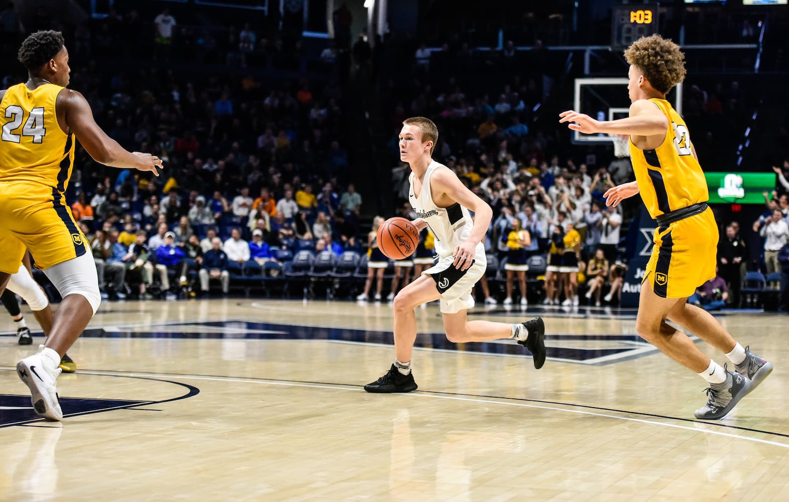 Lakota East falls to Moeller in D1 Regional basketball semifinal