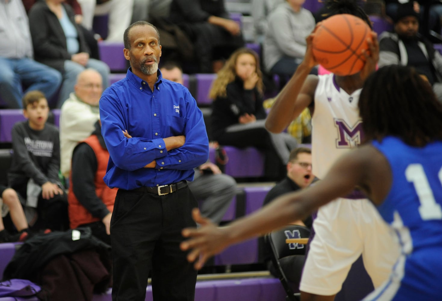 PHOTOS: Dunbar at Middletown, boys basketball