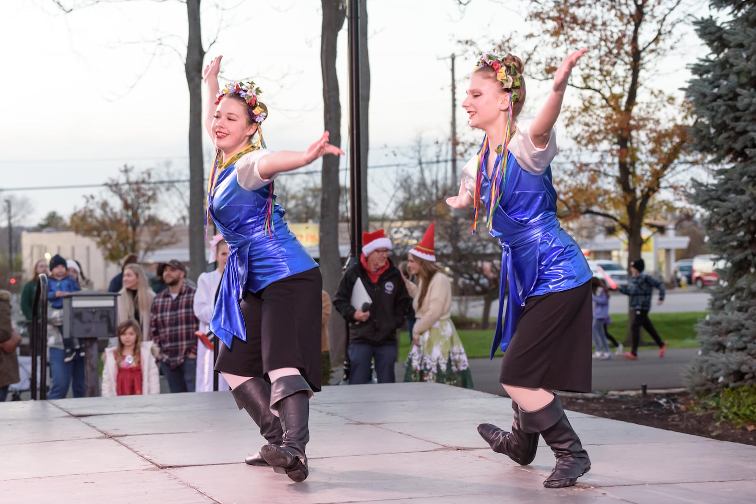 PHOTOS: 2024 Centerville Mayor's Tree Lighting Ceremony at Benham's Grove