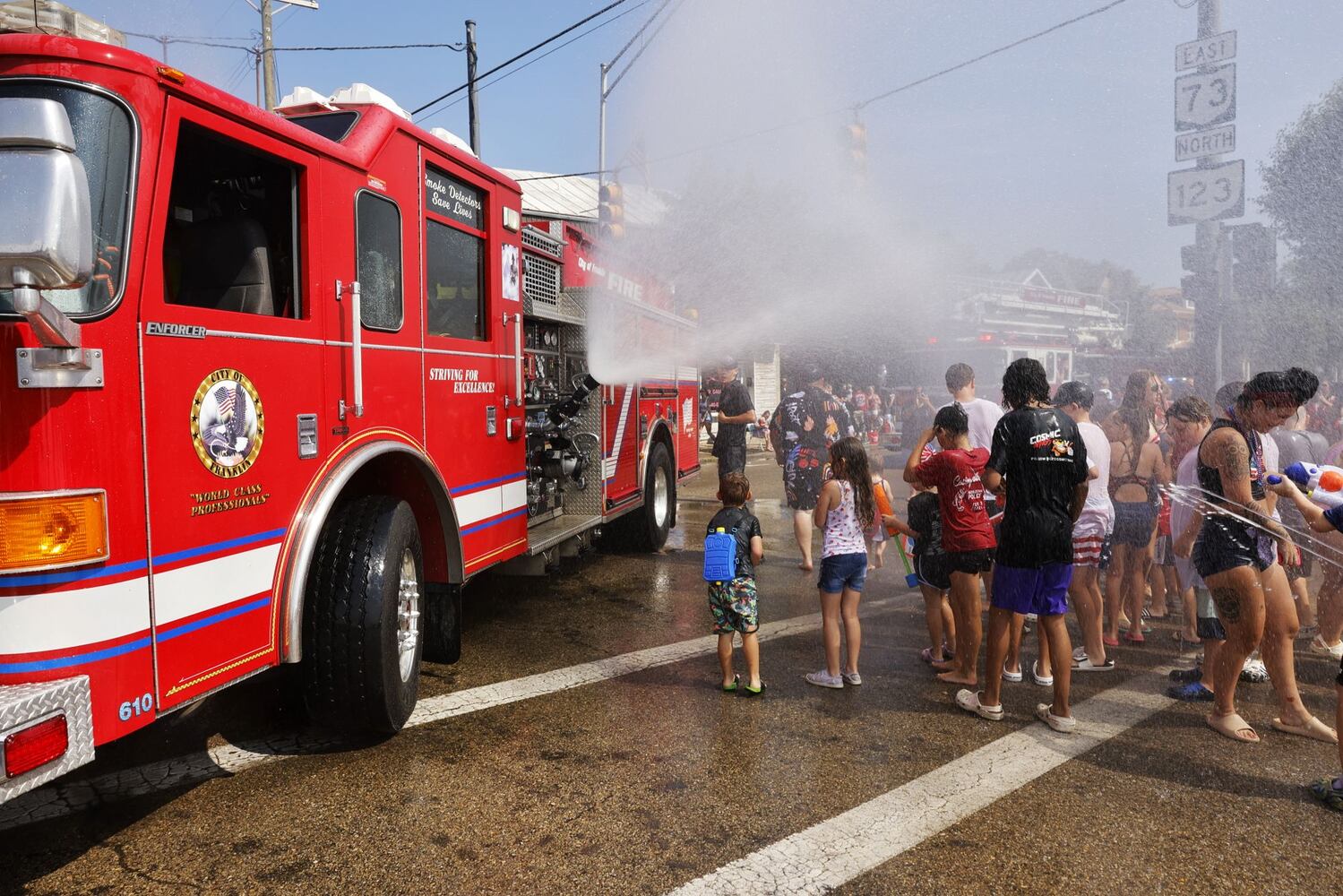 070423 Franklin parade