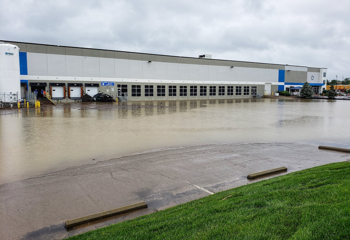 West Chester businesses evacuated due to high water