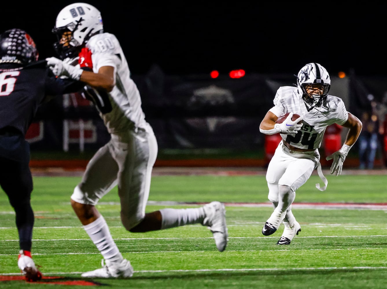 101824 Lakota East West Football