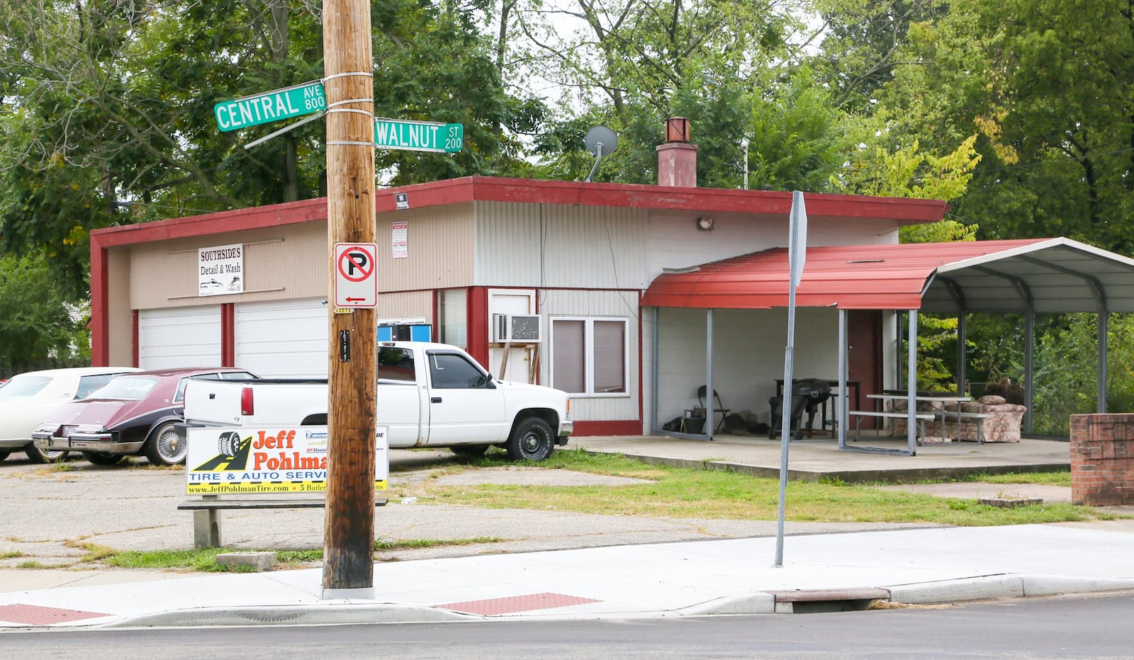 A business at 811 Central Ave. was raided as part of a drug bust by the Hamilton Police Department at the conclusion of a four month investigation. Two Hamilton houses were also raided during the investigation. GREG LYNCH / STAFF