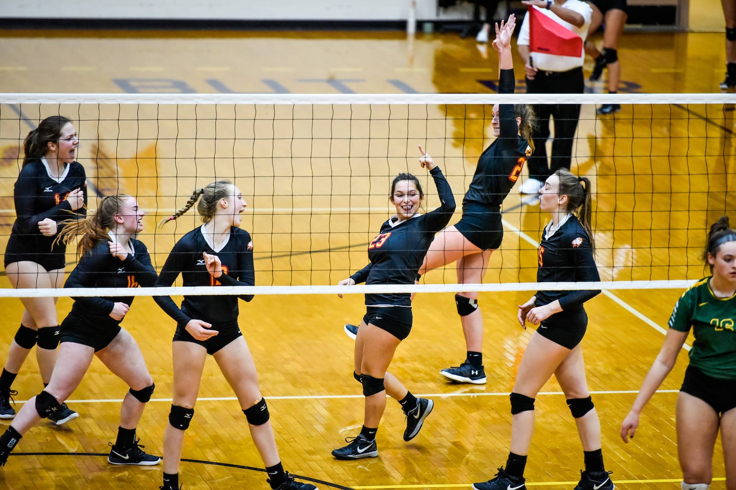 Fenwick vs McNicholas regional volleyball semifinal