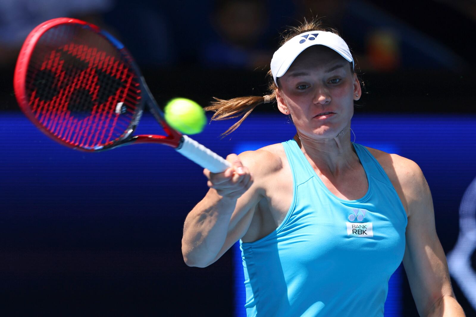 Elena Rybakina of Kazakhstan hits a return shot to Laura Siegemund of Germany during their United Cup tennis match in Perth, Australia, Wednesday, Jan. 1, 2025. (AP Photo/Trevor Collens)