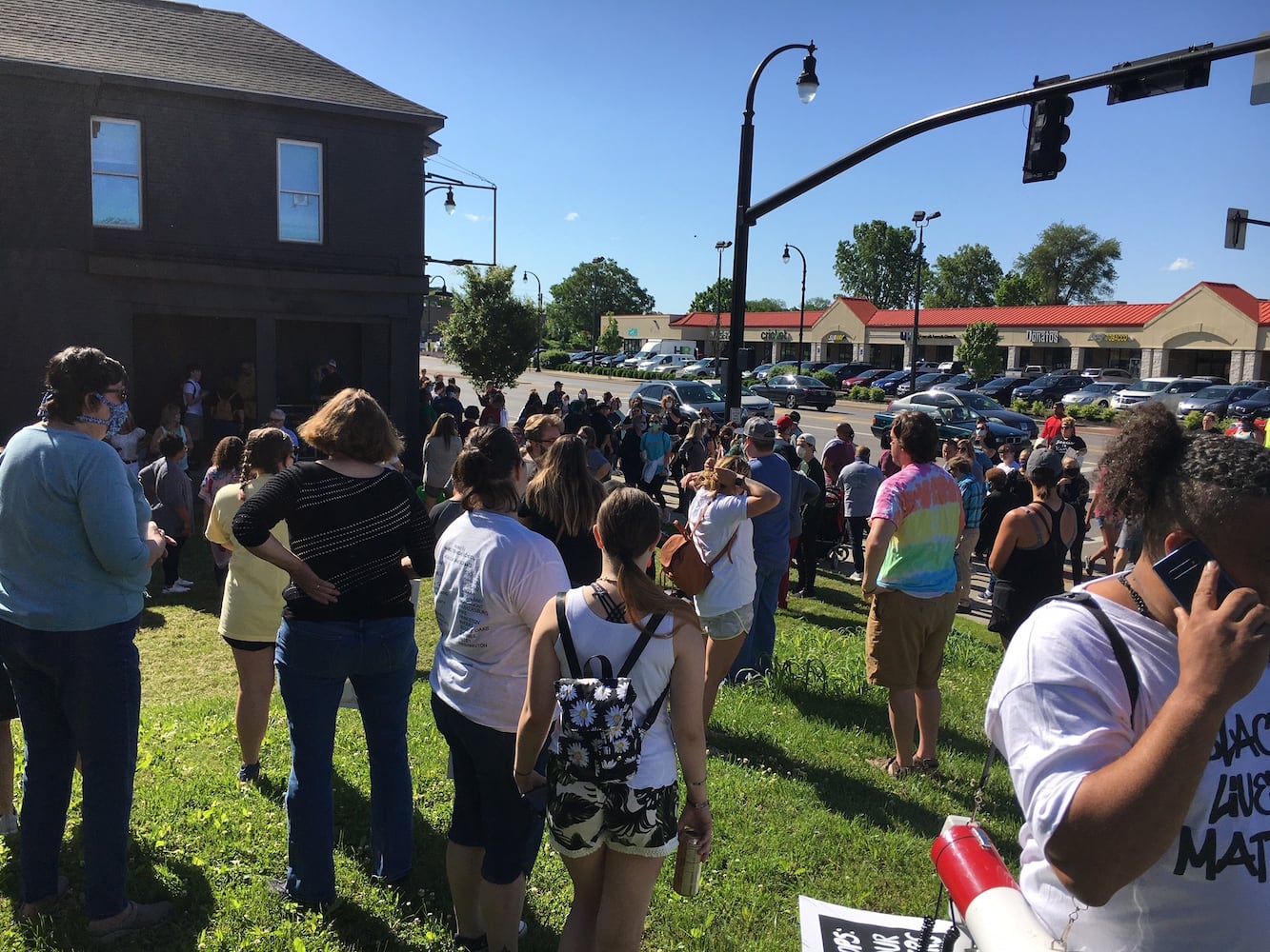 PHOTOS: Hundreds march in protest during Hamilton event at courthouse