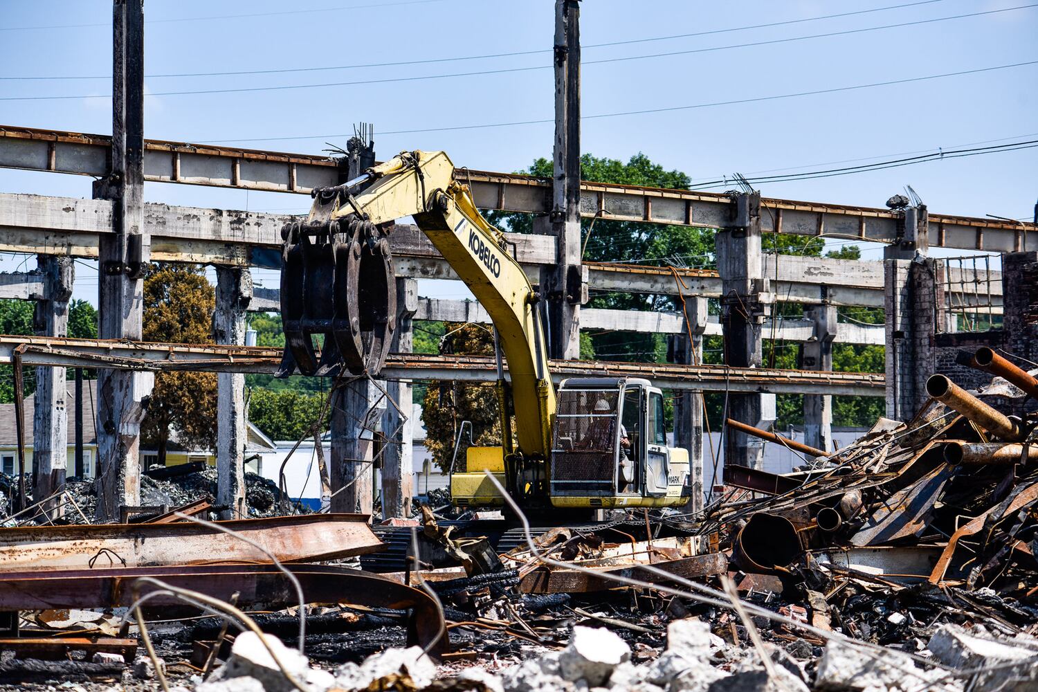 Crews demolish warehouse after massive fire in Hamilton