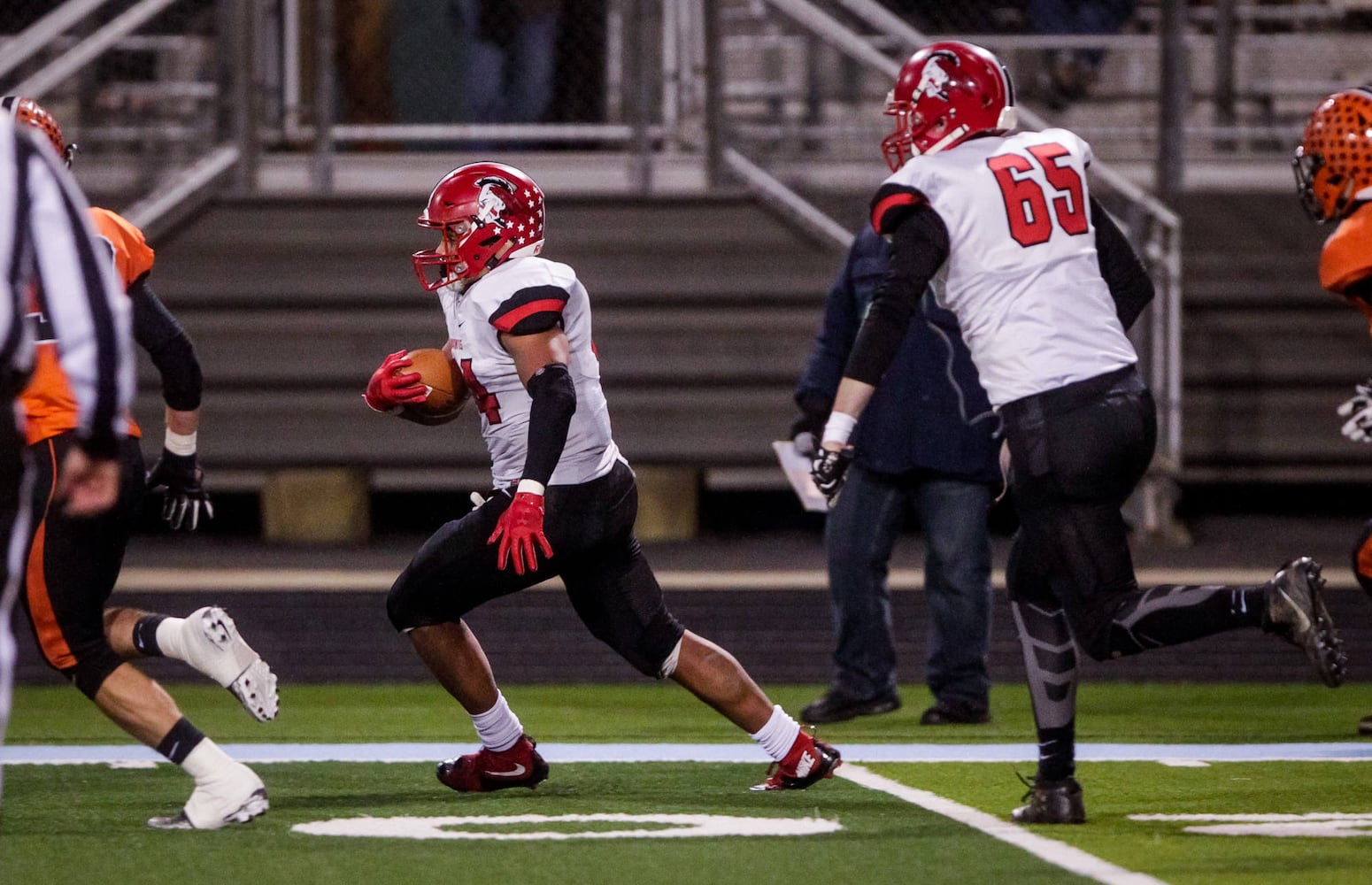 Madison vs Wheelersburg D5 regional football final