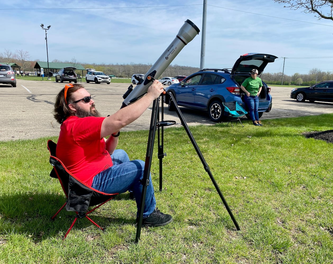 Eclipse viewing in Trenton