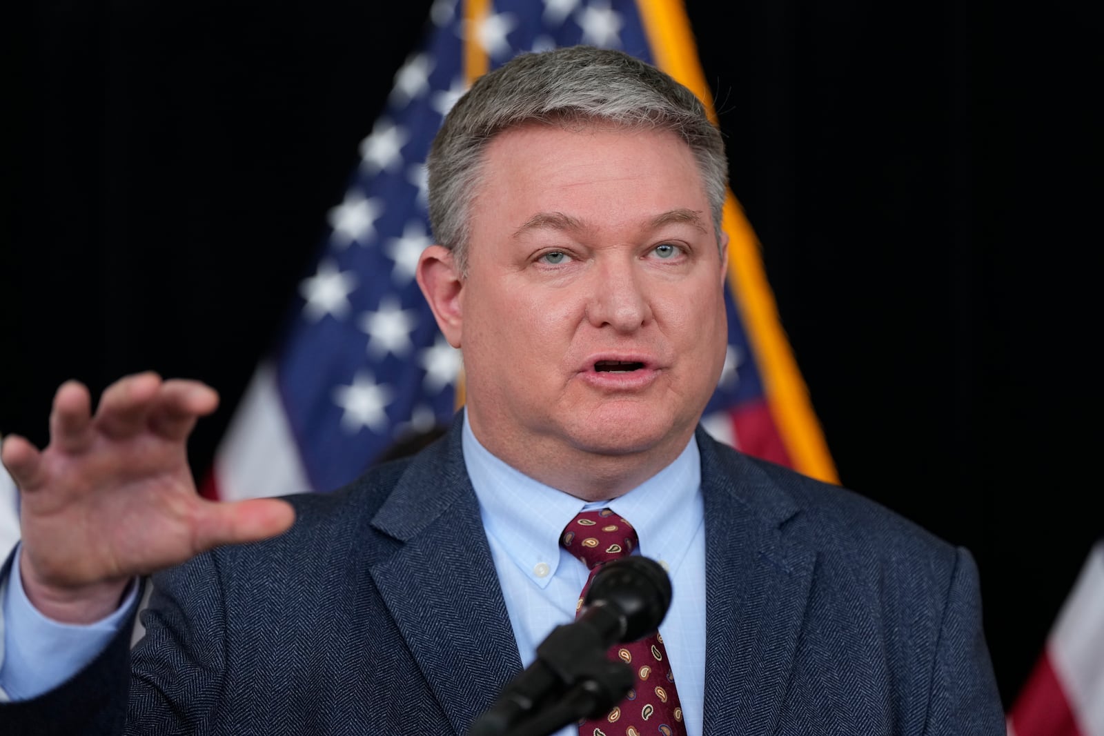 Terry Liercke, vice president and airport manager of Ronald Reagan Washington National Airport, speaks during a news conference at Ronald Reagan Washington National Airport, Friday, Jan. 31, 2025, in Arlington, Va. (AP Photo/Alex Brandon)