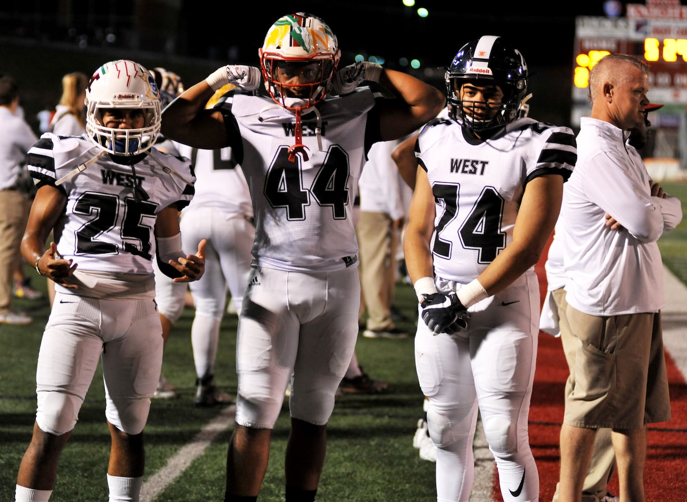 PHOTOS: SWOFCA Ron Woyan East-West All-Star High School Football Game