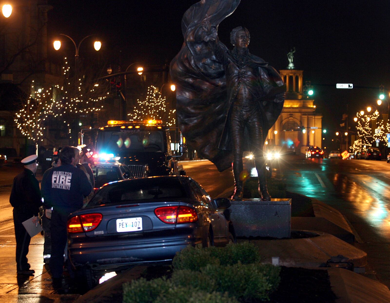 A duel between the Alexander Hamilton statue and a compact car occurred in March 2006. A female driver was not seriously injured when she crossed the median and went head to toe with the statue, which received damage.