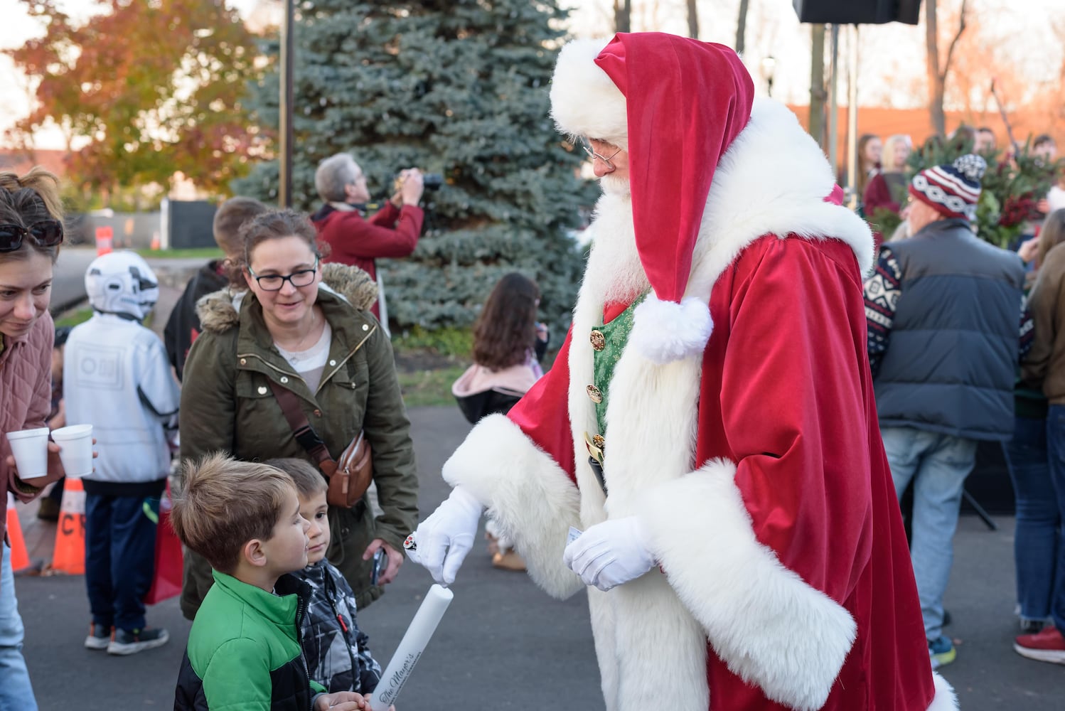 PHOTOS: 2024 Centerville Mayor's Tree Lighting Ceremony at Benham's Grove