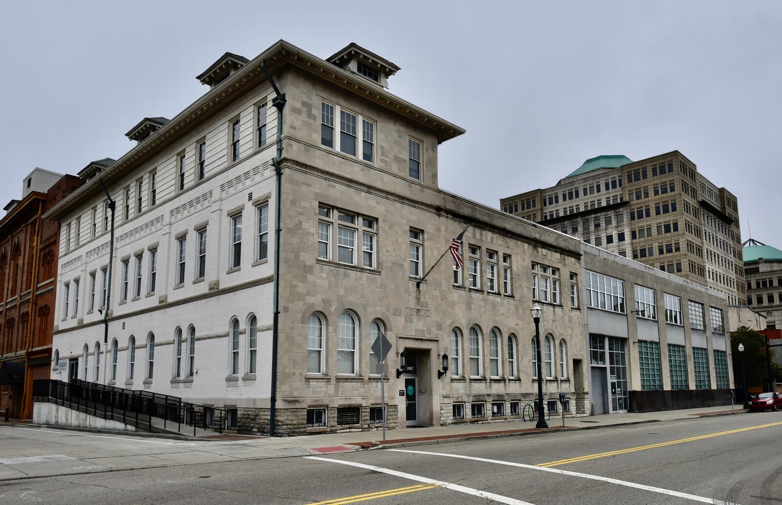 A new technology center, operated by Lane Library, has opened in the former Hamilton Journal-News building. NICK GRAHAM/STAFF