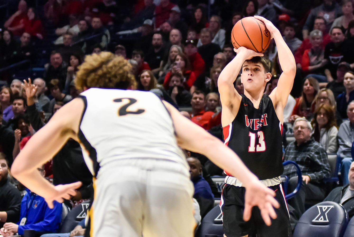 Centerville beats Lakota West in D1 boys district basketball final