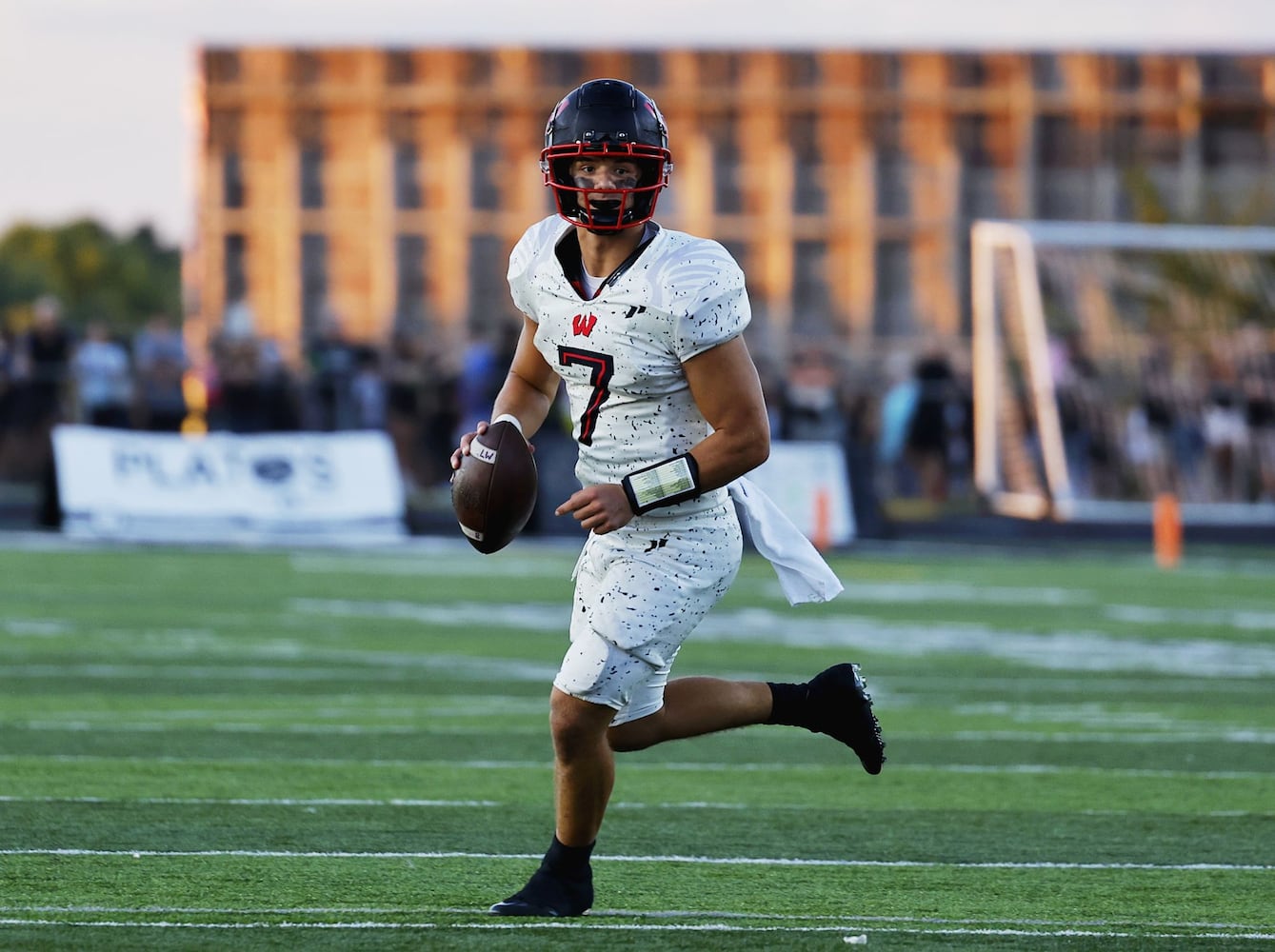 082622 Lakota East vs West FB