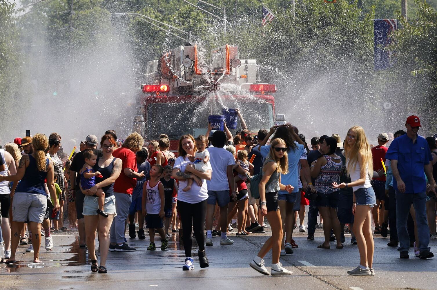 070423 Franklin parade