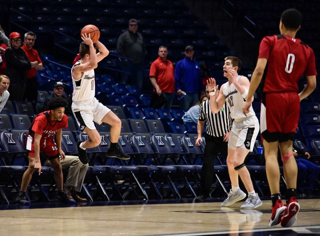 Centerville vs Moeller and Lakota East vs La Salle Regional basketball semifinals