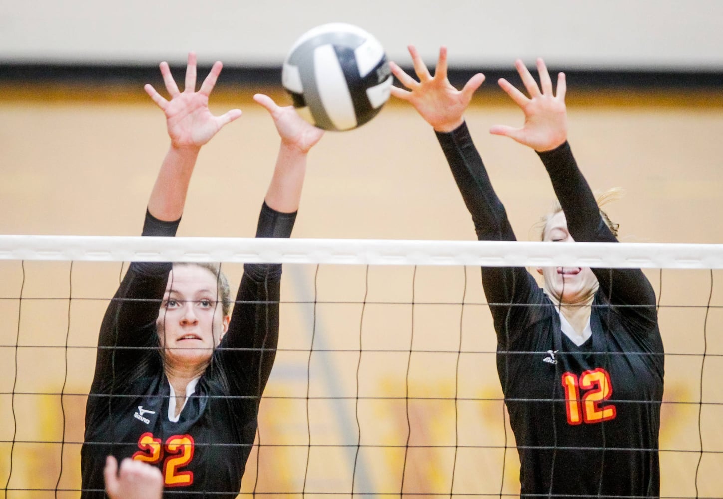 Fenwick vs McNicholas regional volleyball semifinal