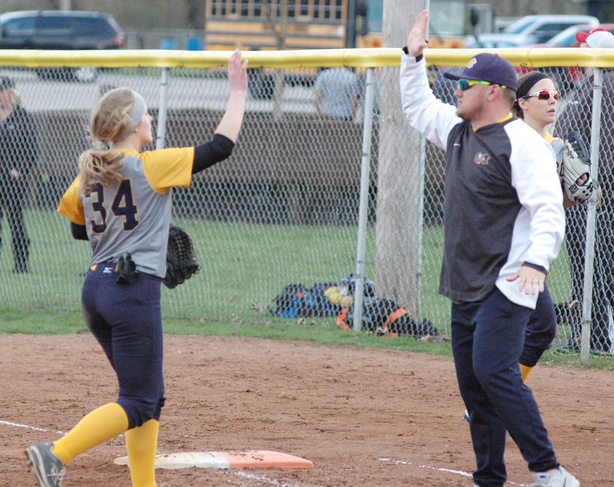 PHOTOS: Monroe Vs. Franklin High School Softball