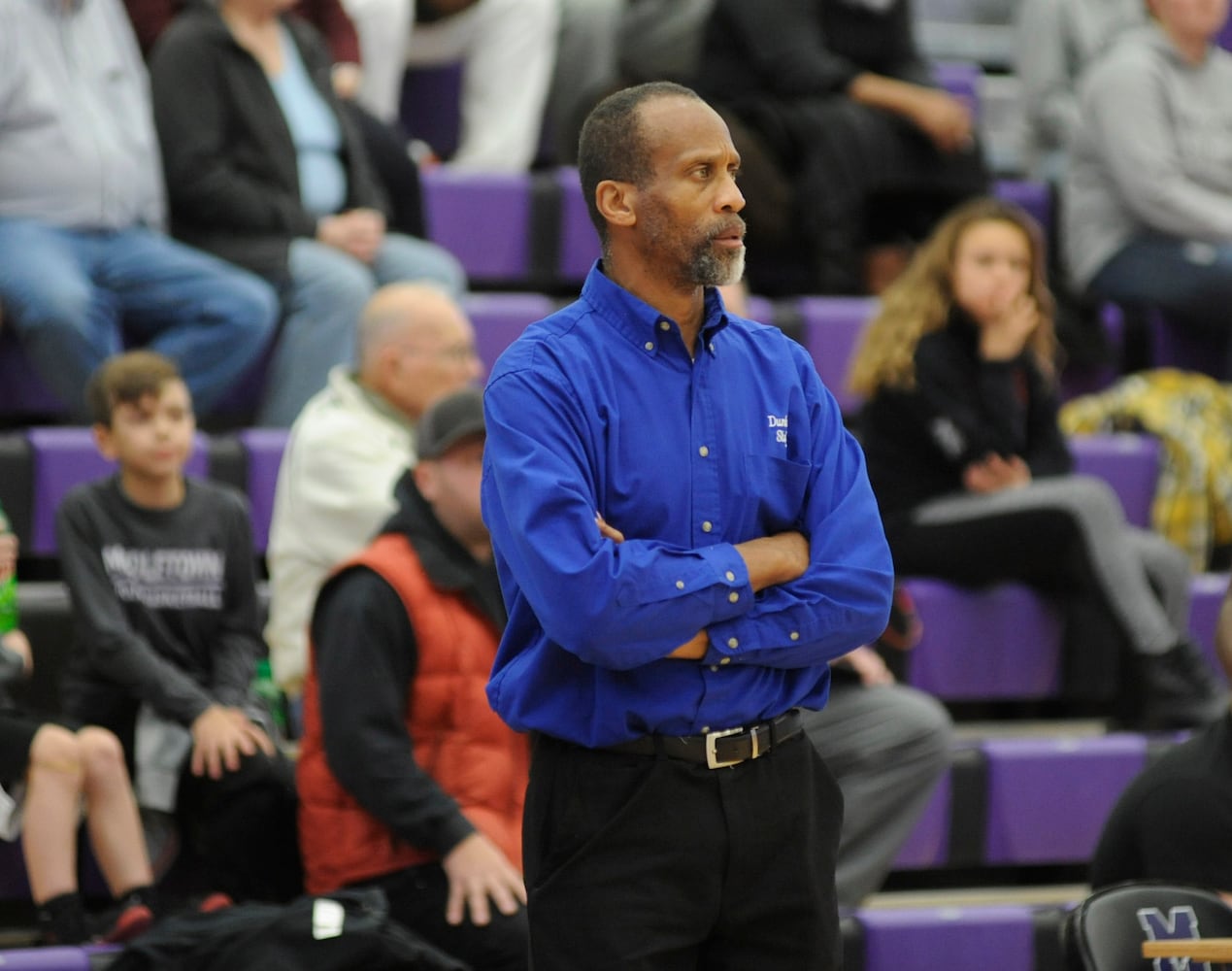 PHOTOS: Dunbar at Middletown, boys basketball