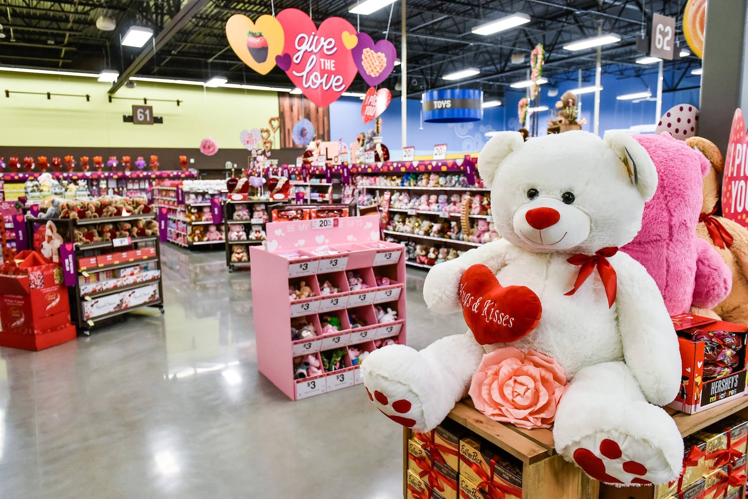 New Kroger Marketplace opens in West Chester