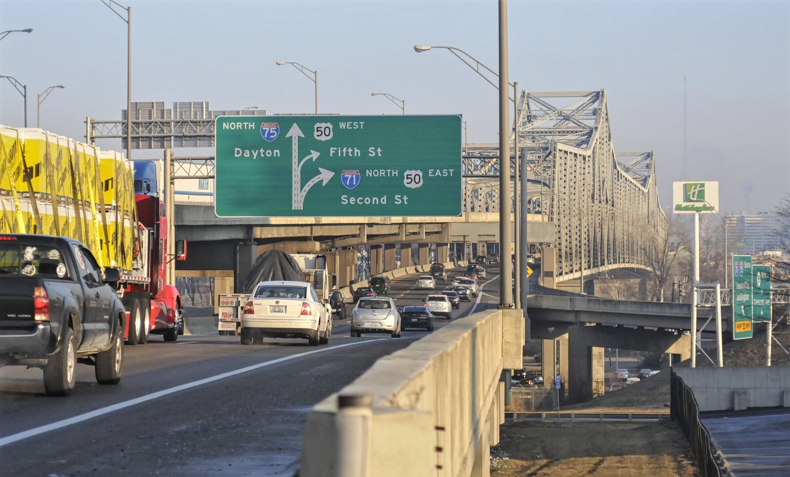 The $7.3 Eastern Cincinnati Bypass  plan was criticized by a national research group, although closing of the Brent Spence Bridge left drivers looking for alternatives.
 MICHAEL D. PITMAN / STAFF