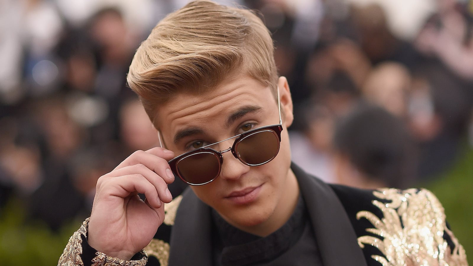 NEW YORK, NY - MAY 04:   Singer Justin Bieber attends the 'China: Through The Looking Glass' Costume Institute Benefit Gala at the Metropolitan Museum of Art on May 4, 2015 in New York City.  (Photo by Dimitrios Kambouris/Getty Images)