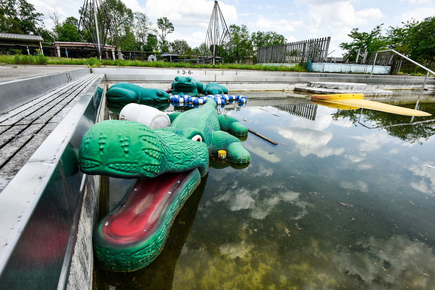 See What LeSourdsville Lake Americana Looks like now