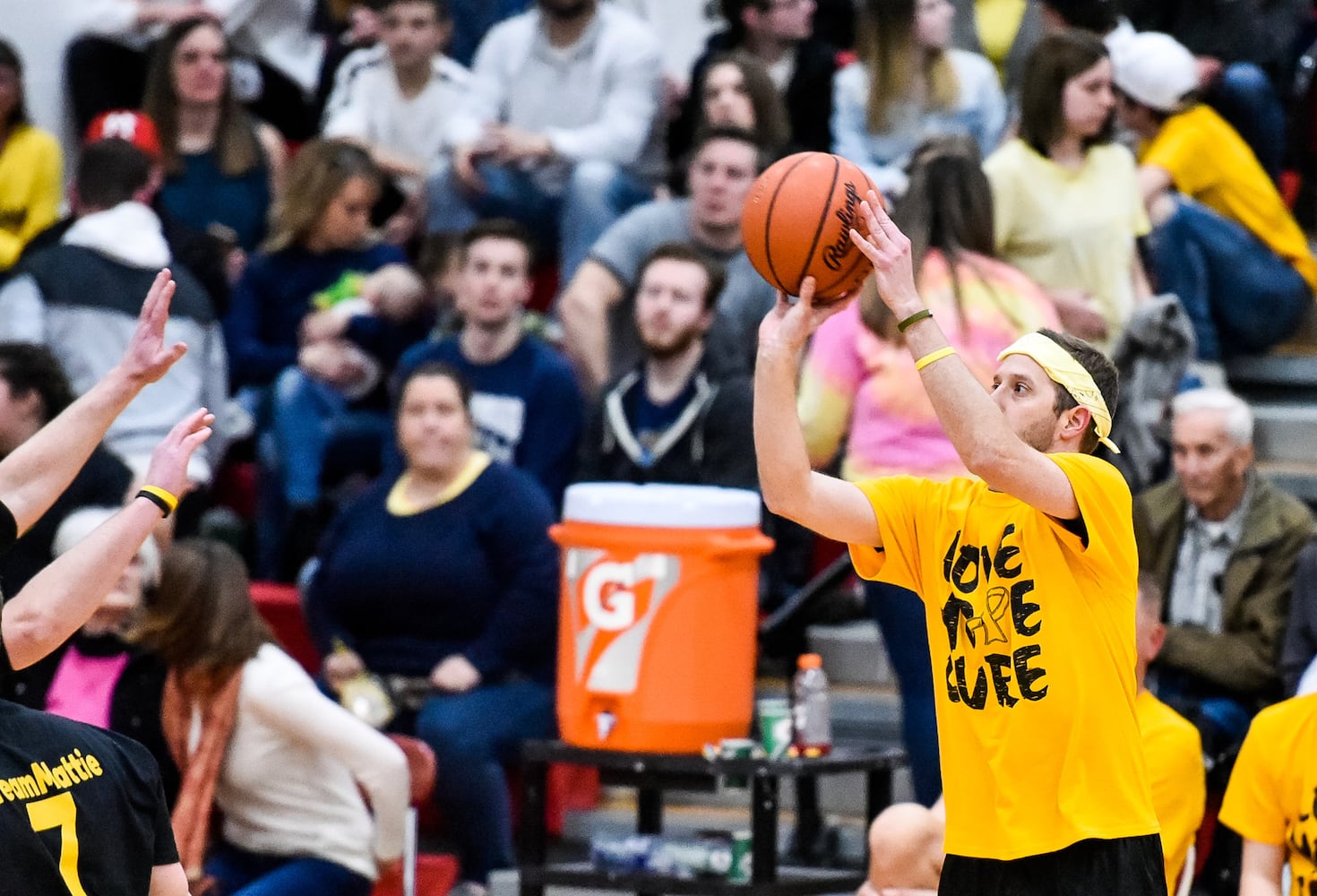 Two Butler County schools hold basketball game to benefit Madison teen battling cancer