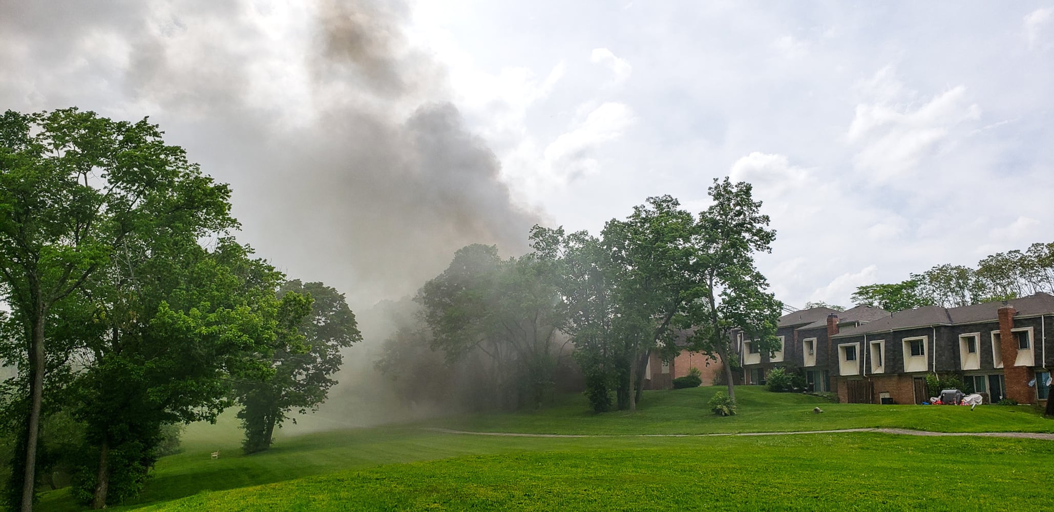 Fire destroys multi-unit apartment building in Fairfield