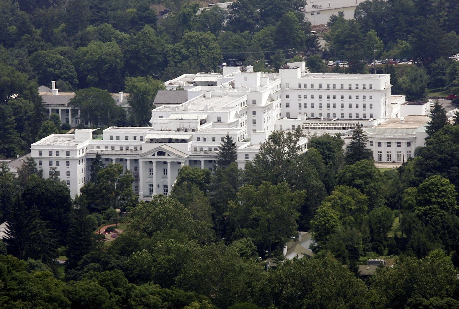 Photos: Go into the exclusive Greenbrier resort