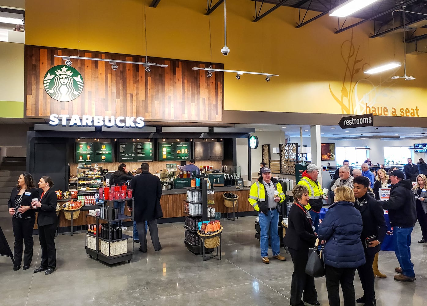 New Kroger Marketplace opens in West Chester