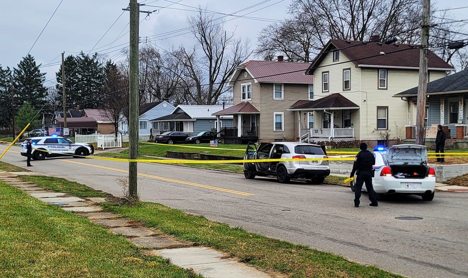 Middletown police investigate a shooting Sunday, Dec. 10, 2023, on Lafayette Avenue. NICK GRAHAM/STAFF