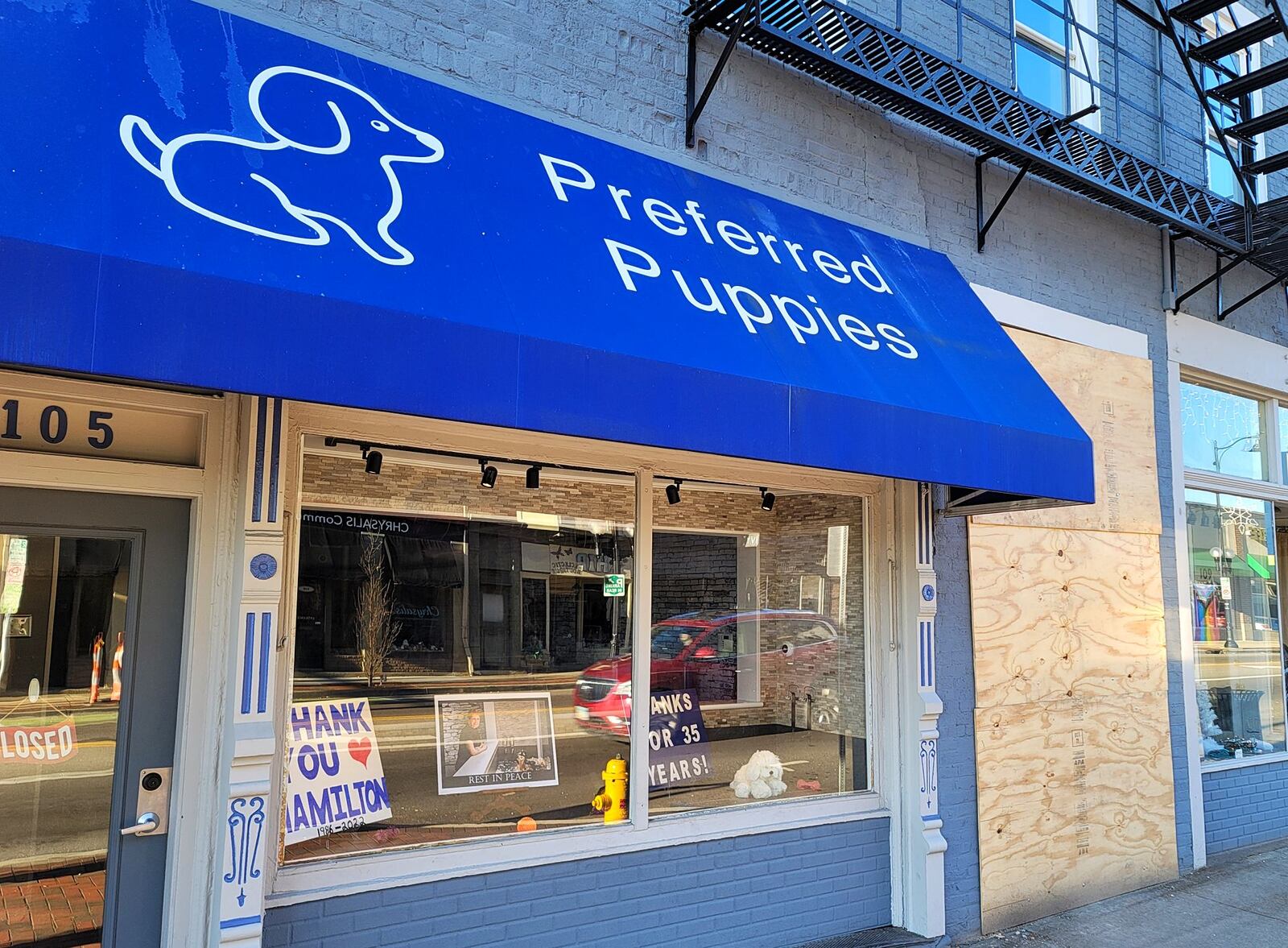 Preferred Puppies on Main Street in Hamilton has closed. NICK GRAHAM / STAFF