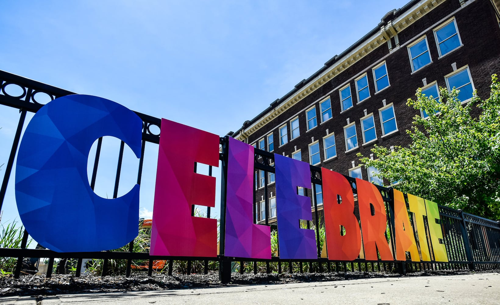 Hundreds attend 2019 PRIDE event in Middletown