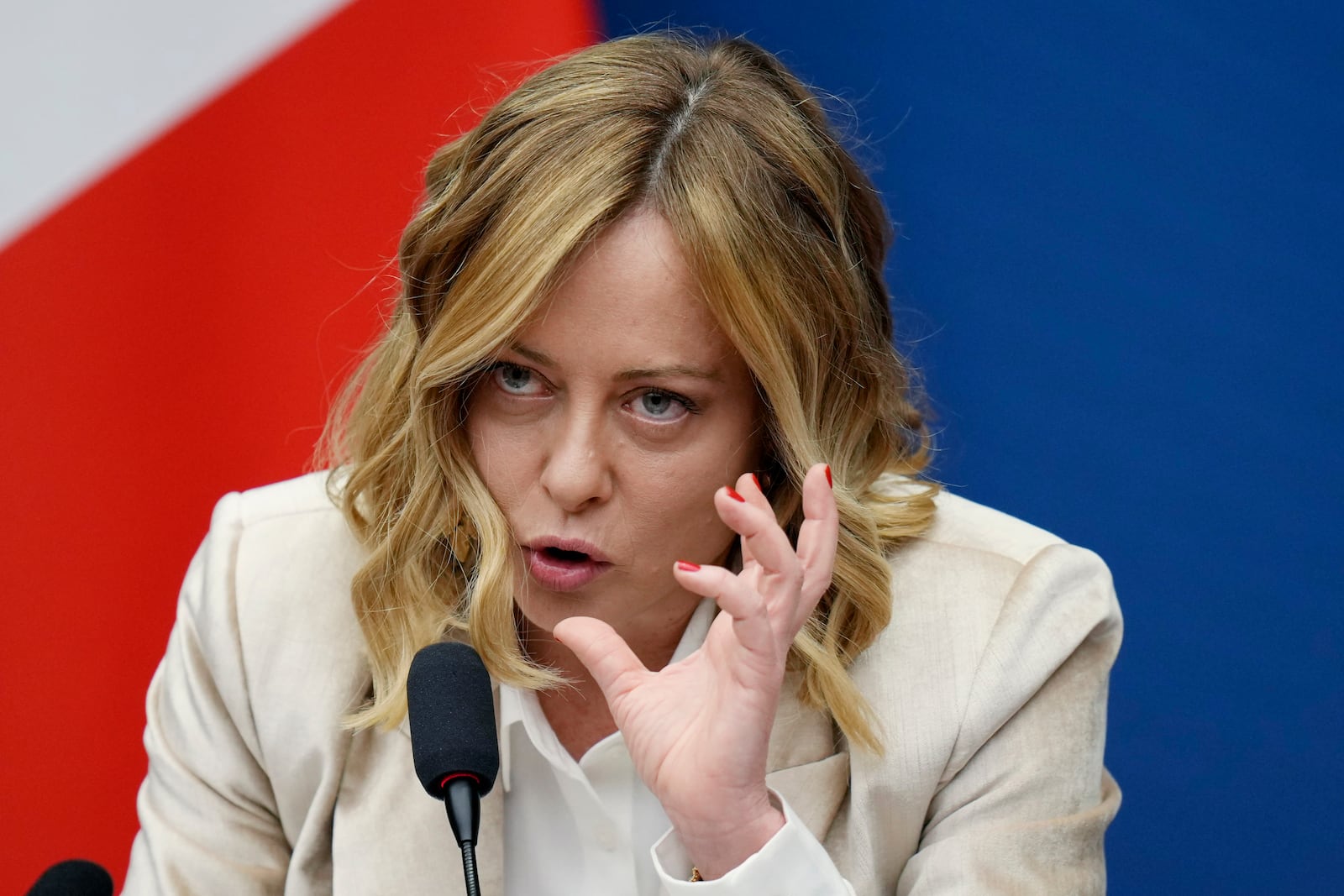 Italian Premier Giorgia Meloni holds the 2024 year-end press conference, in Rome, Thursday, Jan. 9, 2025. (AP Photo/Alessandra Tarantino)