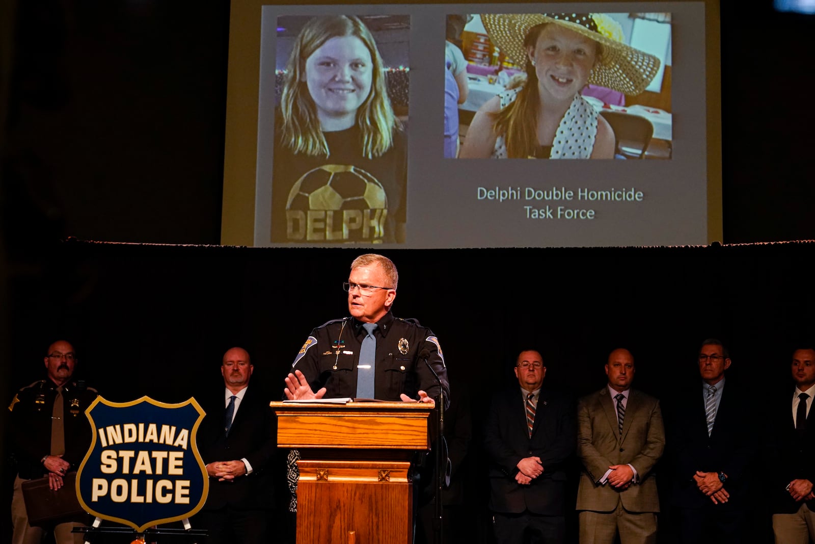 FILE - Indiana State Police Superintendent Doug Carter announces during a news conference in Delphi, Ind., Oct. 31, 2022, the arrest of Richard Allen for the murders of two teenage girls killed in 2017. Allen's trial is scheduled to begin Oct. 14, 2024. (AP Photo/Michael Conroy, File)