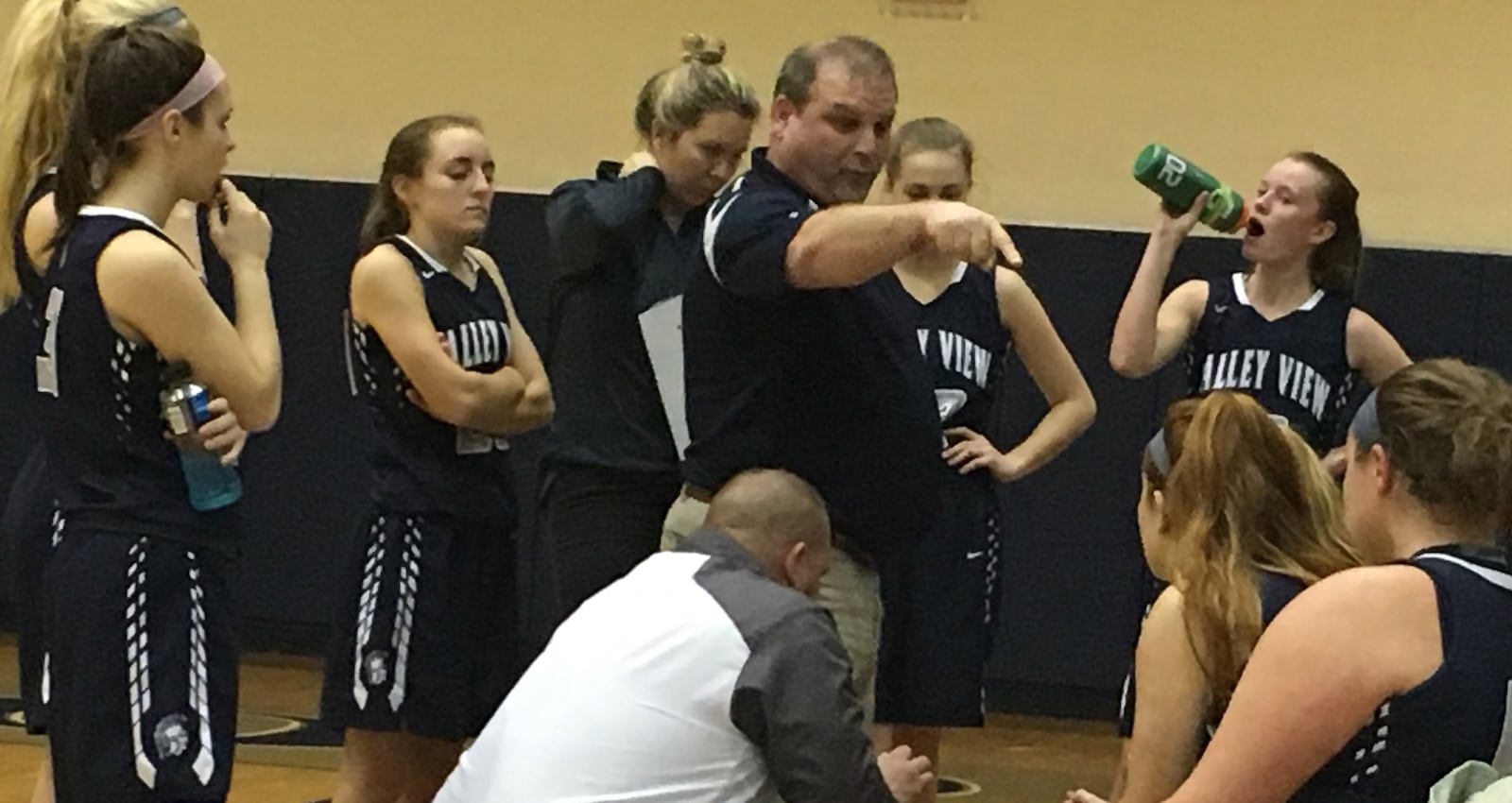 Valley View coach Steve Dickson makes a point to his team during a timeout Monday night at Ron Kash Court in St. Clair Township. The visiting Spartans defeated Edgewood 40-34. RICK CASSANO/STAFF