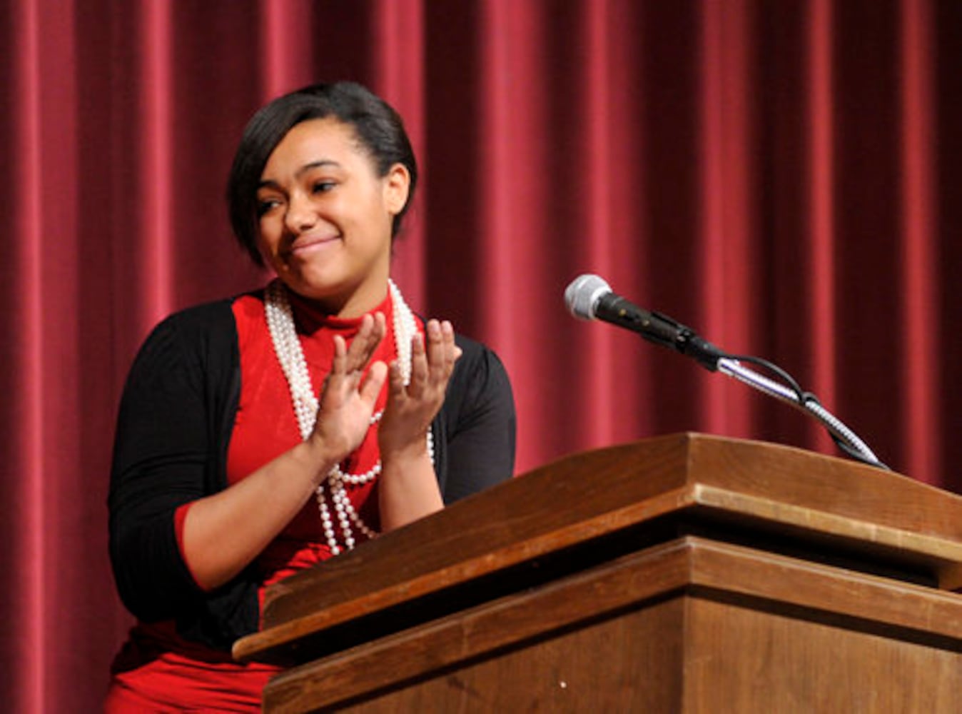 Anita Scott Jones speaks at Middletown H.S.