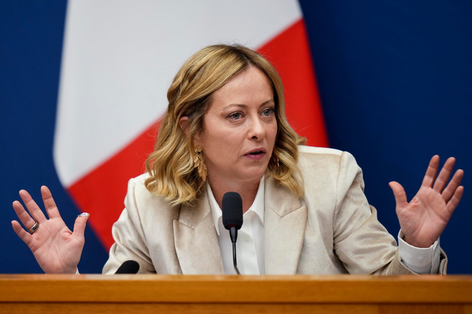 Italian Premier Giorgia Meloni holds the 2024 year-end press conference, in Rome, Thursday, Jan. 9, 2025. (AP Photo/Alessandra Tarantino)