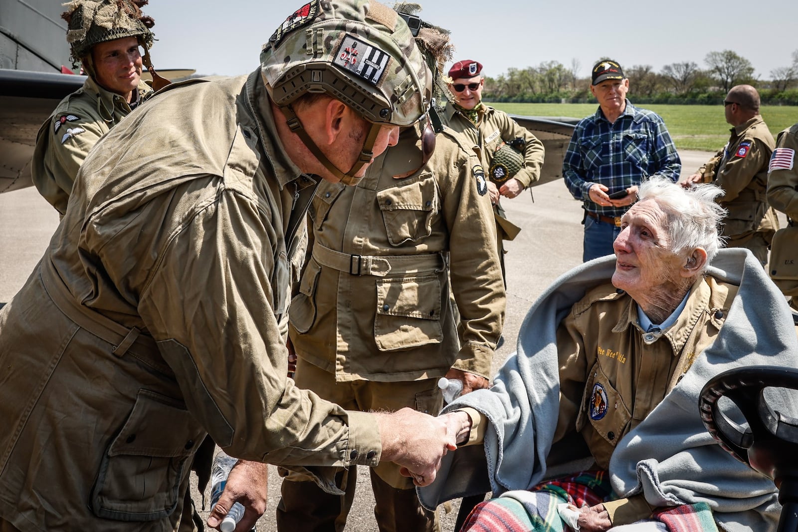 WWII veteran, Jim "Pee Wee" Martin, right, greeted the paratroopers who jump out of two C-47 aircraft that landed at the National Museum of the United States Air Force Wednesday afternoon. JIM NOELKER/STAFF



Two WWII C-47 aircraft and around 30 paratroopers visited the National Museum of the United States Air Force Wednesday April 27, 2022. After landing, the public was permitted to check out the historic aircraft close-up. JIM NOELKER/STAFF