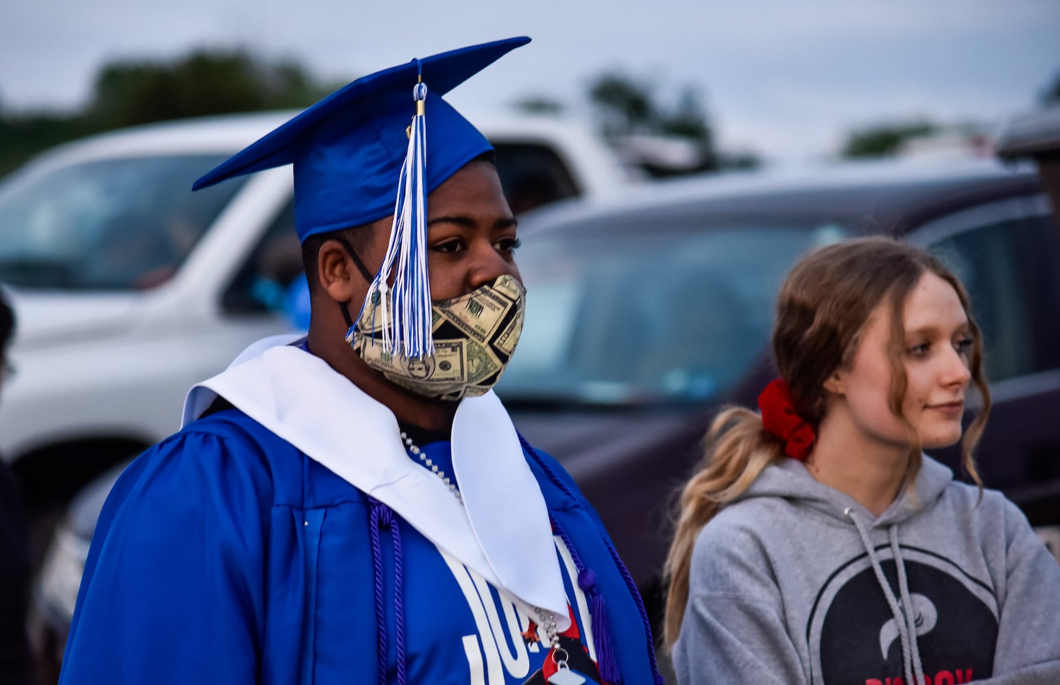 Hamilton High School seniors celebrate graduation at Holiday Auto Theatre drive-in