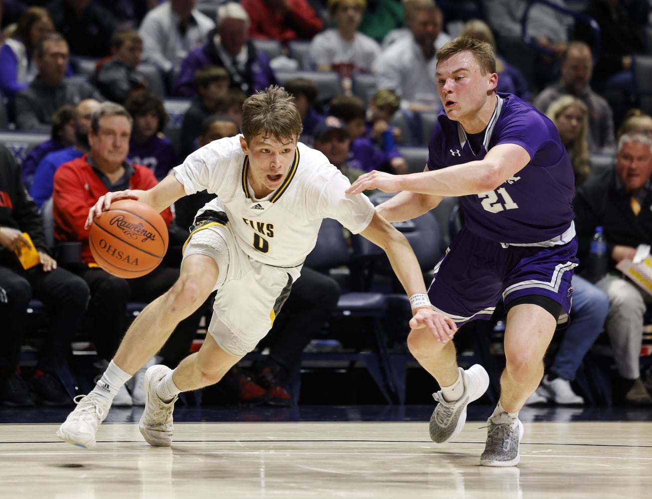 030823 Centerville basketball