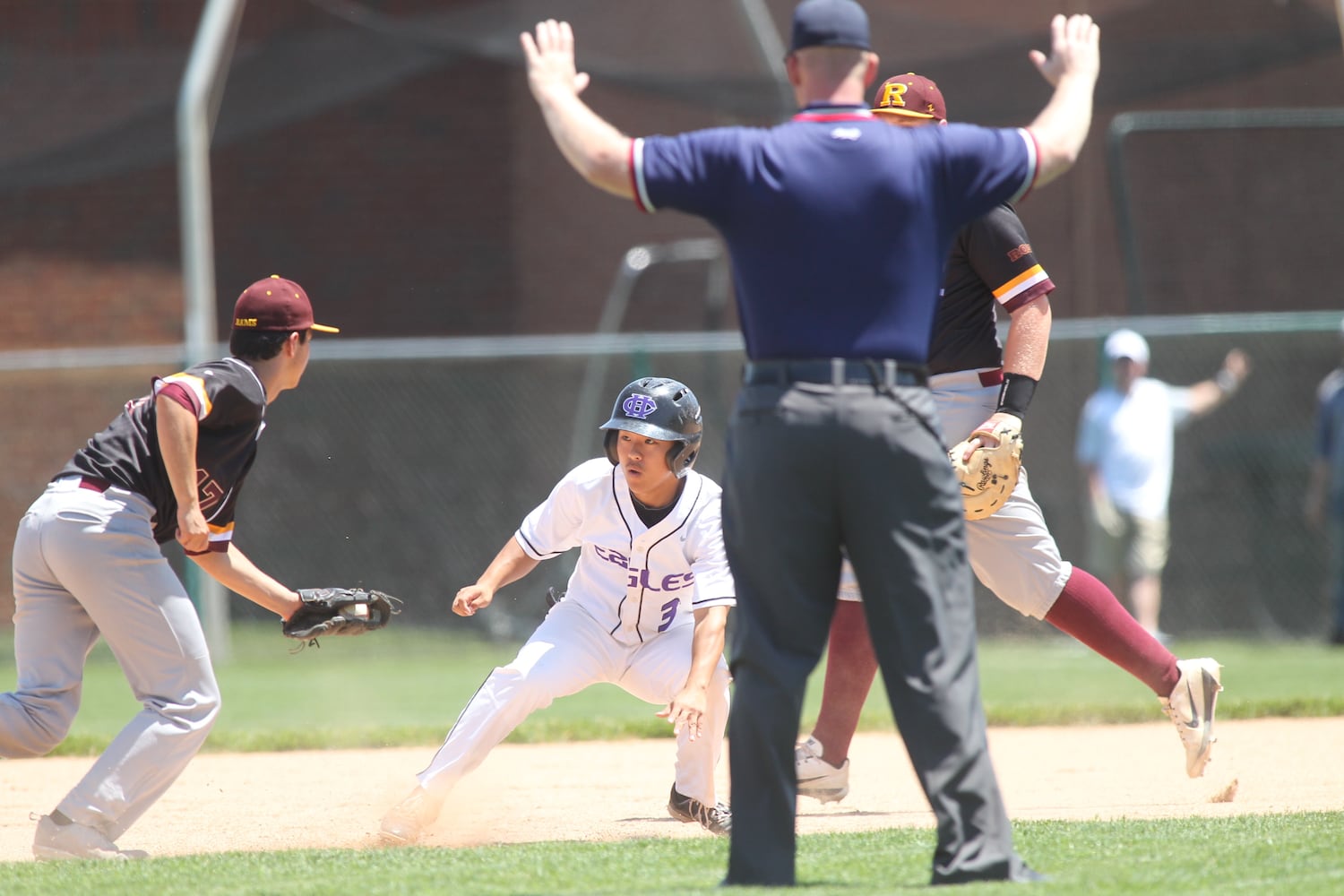 Photos: Ross vs. Cincinnati Hills Christian in regional baseball