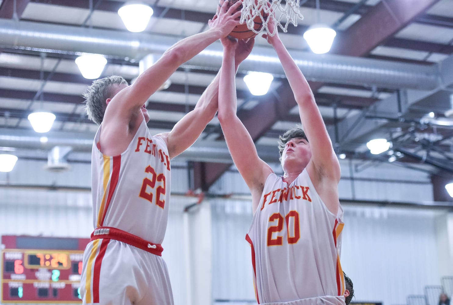 Fenwick vs Alter basketball